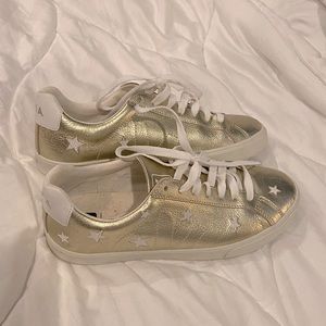 Madewell x Veja™ Esplar Low Sneakers in Star-Embroidered Gold Leather size 9